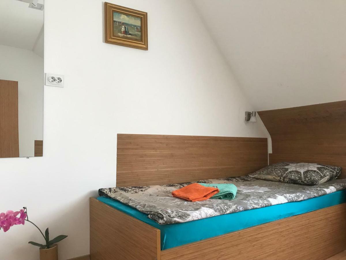 Pension Haus Baron 1 Neckarau Мангейм Экстерьер фото